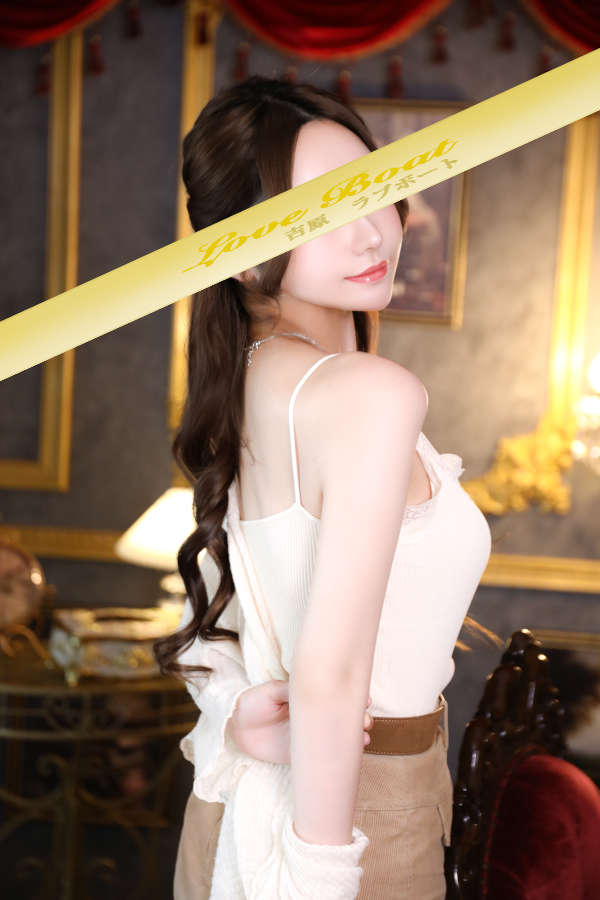 　桃　香　